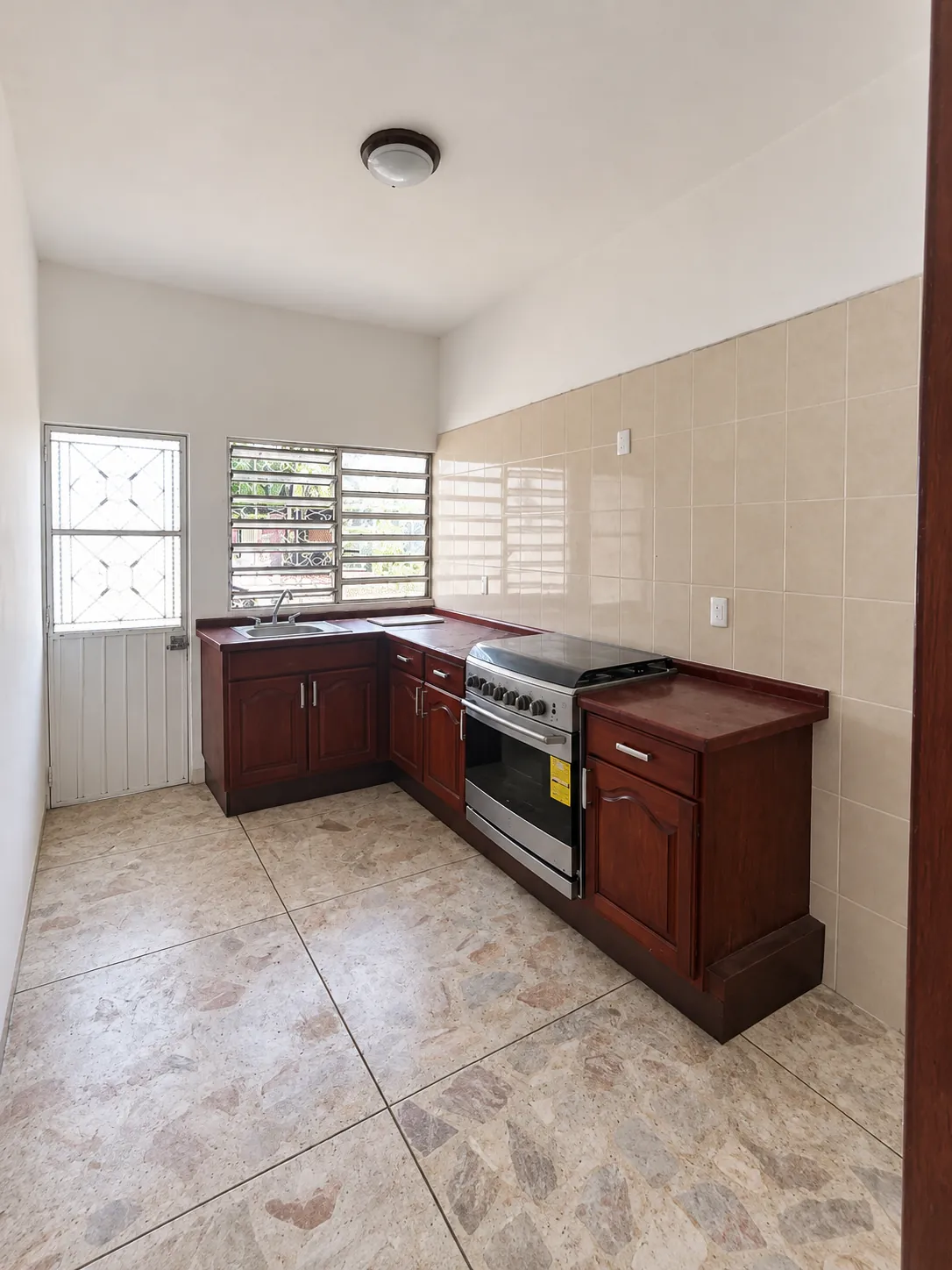 Cocina de la casa en venta en la Col. Guayabal