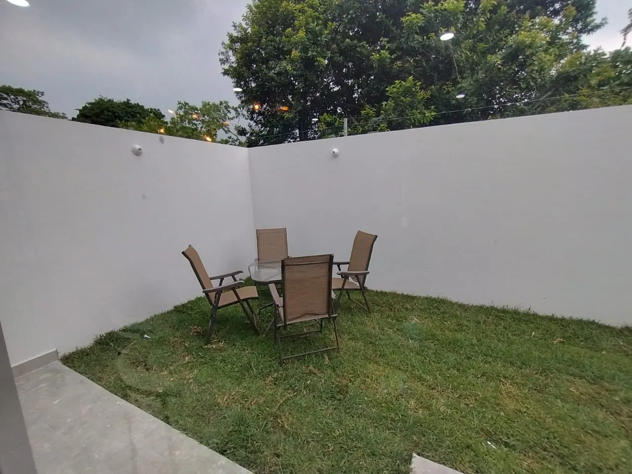 Jardín de la casa