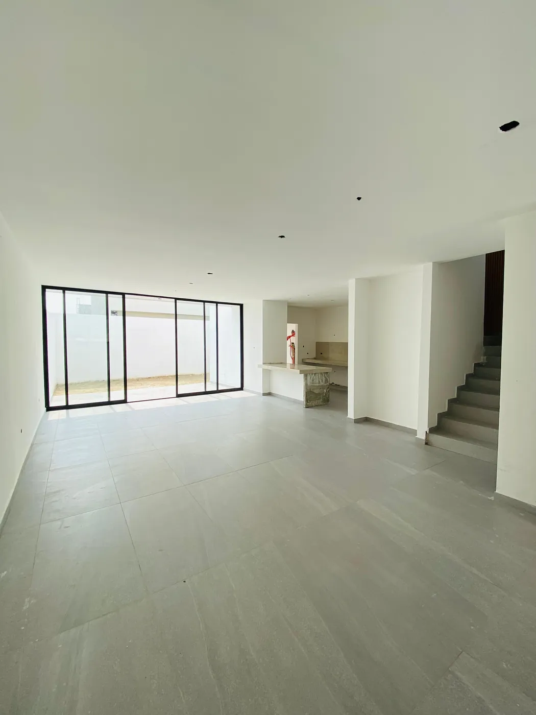 Sala-comedor de la Casa Praga en Real Campestre, Villahermosa (casa modelo)